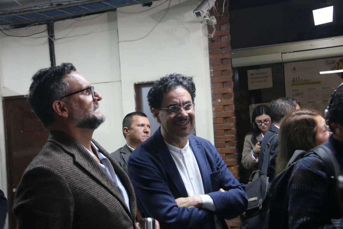 Cepeda desarrolló una firme lucha legal contra el expresidente Álvaro Uribe: inicialmente denunciado por él en 2012, en un giro, la investigación derivó en un proceso contra Uribe por manipulación de testigos, que terminó con una condena en julio de 2025 por soborno y fraude procesal - Foto: Mauricio Vanegas