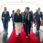 Las ministras dialogaron sobre asuntos multilaterales relacionados con la realización del Consejo Andino de Ministros de Relaciones Exteriores – CAMRE en el que se coordinará el traspaso de la presidencia pro tempore de la Comunidad Andina – CAN, de Colombia a Ecuador - Foto: Cancillería
