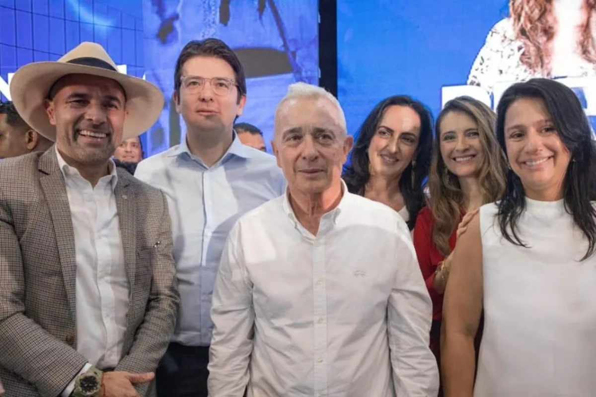 Precandidatos del Centro Democrático anuncian gira internacional en respaldo a Álvaro Uribe tras fallo condenatorio - Foto: @CeDemocratico
