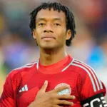 Juan Guillermo Cuadrado firma con el Pisa y seguirá en la Serie A - Foto: Redes sociales