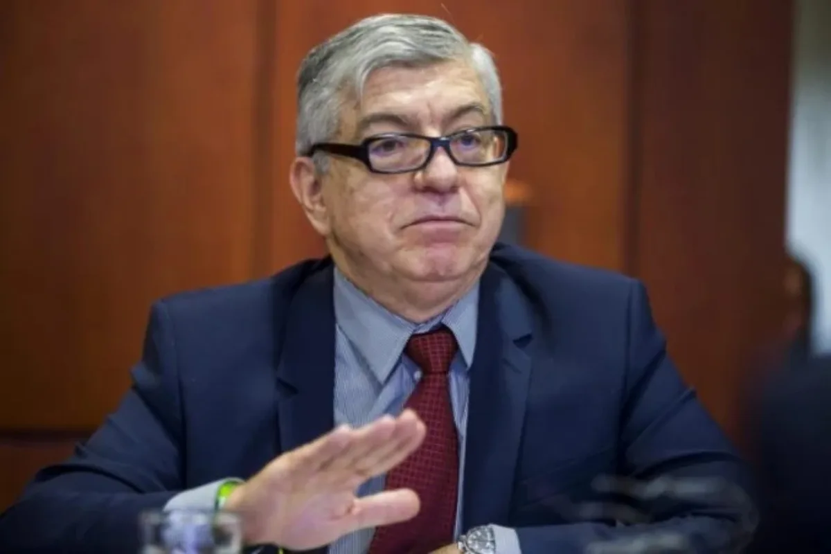 César Gaviria acusa al gobierno Petro de impulsar “expropiaciones indirectas” en Colombia - Foto: Partido Liberal