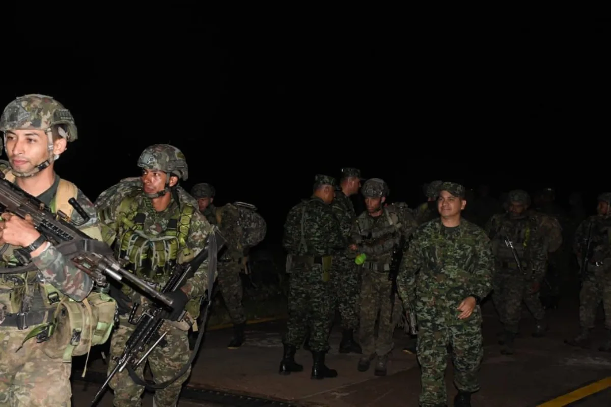Liberados los 33 militares retenidos por la comunidad en El Retorno, Guaviare - Foto: Cortesía