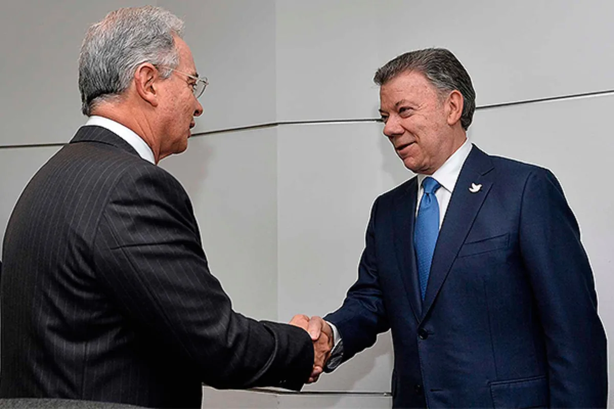 Cruce de declaraciones entre expresidentes Santos y Uribe por homenaje a Miguel Uribe Turbay - Foto: Cortesía