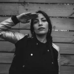 Por su parte, Ana Tijoux, una de las artistas más influyentes de la música latinoamericana, llega desde Chile con una trayectoria que combina activismo, poesía y arte. Reconocida por su paso en Makiza y por su carrera como solista, ha sido nominada en múltiples ocasiones al Grammy y ha colaborado con figuras como Wyclef Jean y Alicia Keys - Foto: X/@anatijoux