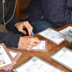 Las encuestas muestran que ninguno de los candidatos alcanza el 50 %, lo que implica que lo más probable es que las elecciones se diriman en una segunda vuelta el 19 de octubre - Foto: PNUD Bolivia