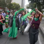 Cientos de mujeres salieron a las calles para reivindicar su derecho a la autonomía reproductiva y una maternidad libre - Foto: Paula D'Pablos