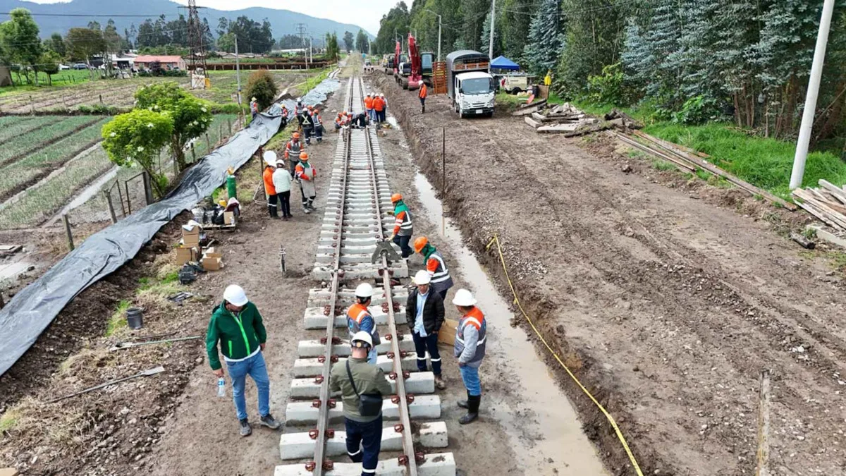 La modernización del corredor férreo Bogotá – Belencito, corazón de la reactivación férrea, avanza de forma exitosa para incrementar la velocidad de los trenes y garantizar una infraestructura más segura y eficiente - Foto: ANI