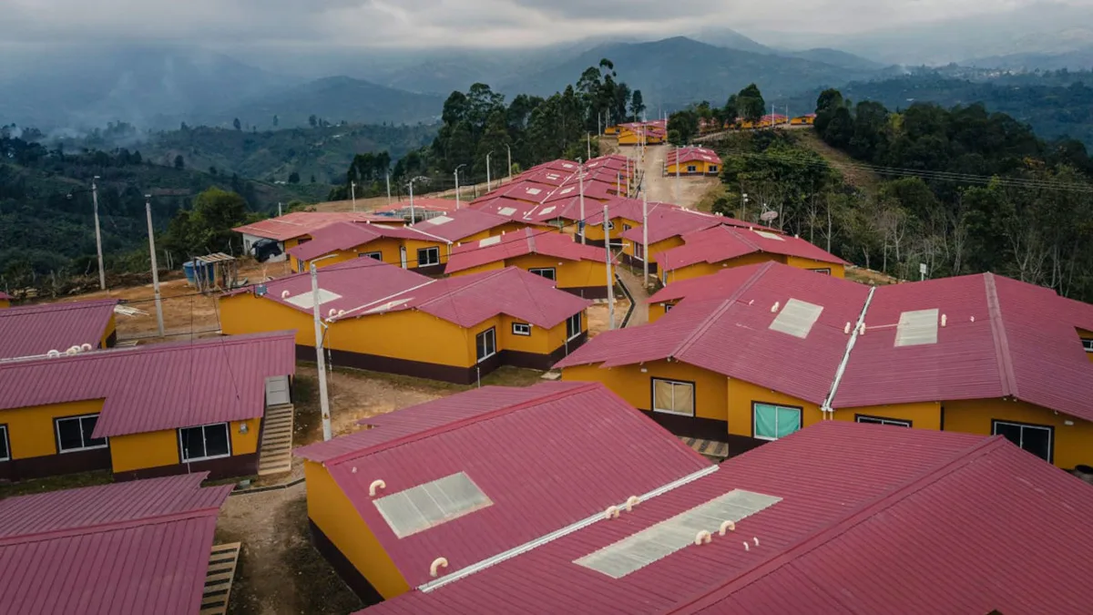 La ciudadela está ubicada en el antiguo Espacio Territorial de Capacitación y Reincorporación (ETCR) Los Monos, municipio de Caldono (Cauca), territorio que durante décadas fue escenario del conflicto armado y hoy es referente de reconciliación - Foto: Ministerio de Vivienda