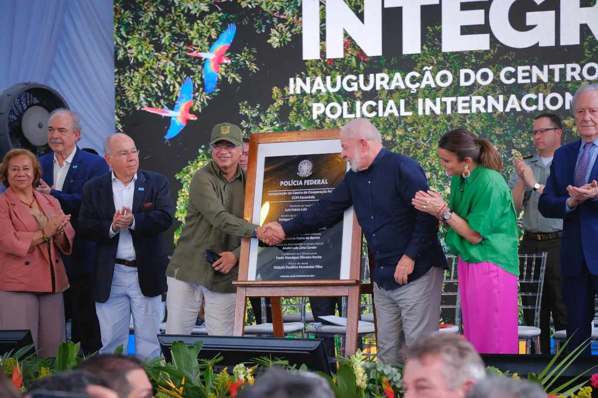 En su intervención, el presidente Gustavo Petro, acompañado por su homólogo brasileño, Luiz Inácio Lula da Silva, enfatizó que no se puede defender a un gobierno que esté al lado de los genocidas - Foto: Presidencia