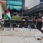 Con muestras culturales, pancartas y arengas cientos de manifestantes mostraron su solidaridad frente a Palestina y su condena al genocidio que realiza Israel en Gaza - Foto: Ronald Cano