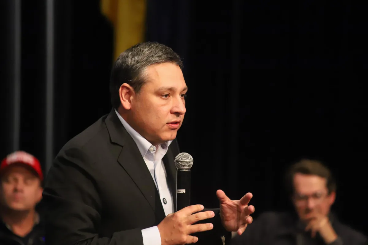 El precandidato fue enfático en que este fallo no pone en riesgo su camino hacia la Presidencia de la República. Explicó que su aspiración está respaldada por el movimiento ciudadano Colombianismo, inscrito por firmas y con más de 415.000 apoyos validados - Foto: Prensa Mauricio Lizcano