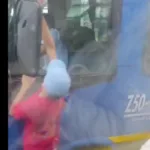 Intento de agresión entre un taxista y un conductor del SITP en Bogotá desata indignación ciudadana - Foto: captura de video