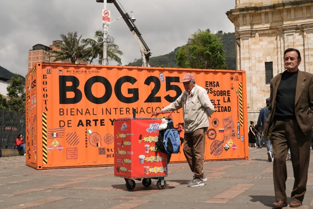 Bogotá inaugura su Primera Bienal Internacional de Arte con más de 250 artistas y un enfoque social en torno a la felicidad - Foto: @CulturaenBta