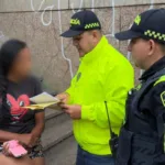 Autoridades en Medellín desmantelan red que utilizaba a niños indígenas en esquema de mendicidad y fraude en zonas turísticas - Foto: @PoliciaMedellin
