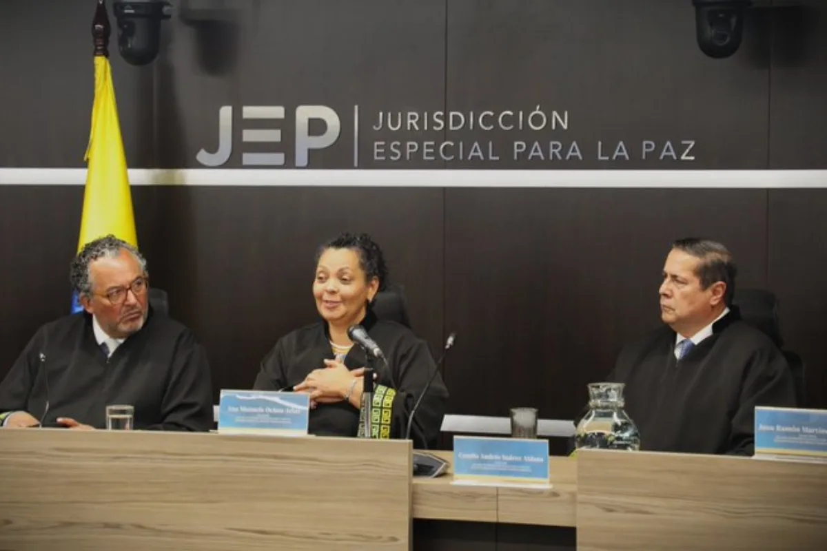 JEP dicta segunda sentencia restaurativa: 12 exmilitares condenados por falsos positivos del Batallón La Popa - Foto: @JEP_Colombia