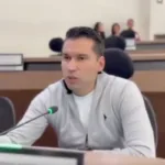 Concejal Leandro Castellanos denuncia amenazas tras revelar graves denuncias en colegio de Puente Aranda - Foto: Captura de video