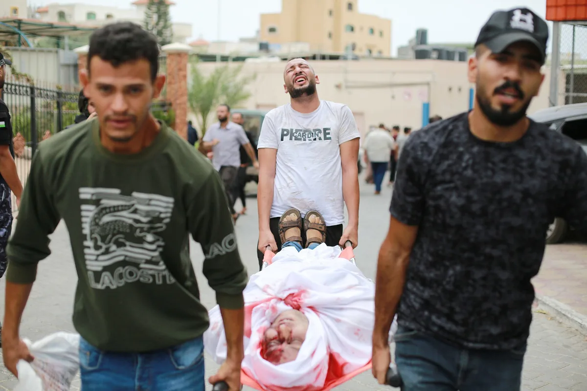Informes recientes sitúan la cifra de fallecidos en Gaza —desde el inicio del conflicto el 7 de octubre de 2023 hasta hoy— en alrededor de 66.000-67.000 personas, con un porcentaje alarmantemente alto de niños entre las víctimas - Foto: WAFA