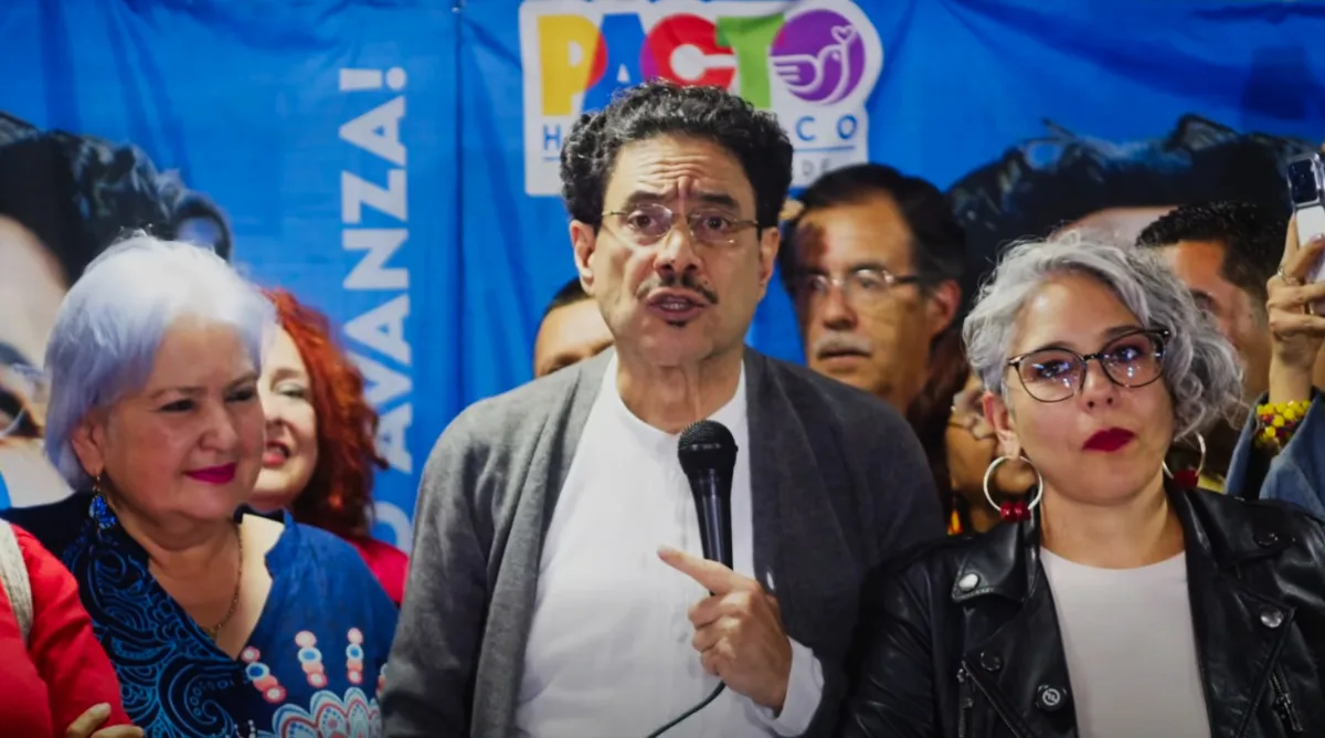Finalmente, Iván Cepeda se alzó con el triunfo de la consulta, obteniendo aproximadamente el 65% de los votos frente a unos 28,7% para Corcho, lo que lo convierte en el candidato presidencial del Pacto Histórico para 2026 - Foto: Redes Sociales Iván Cepeda