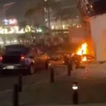 Explosión en zona comercial de Guayaquil deja un muerto y varios heridos - Foto: Captura de video