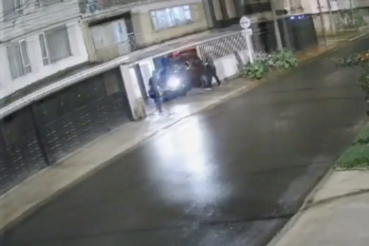 Familia en Bogotá fue víctima de hurto y secuestro durante su regreso de viaje en la semana de receso - Foto: Captura de video