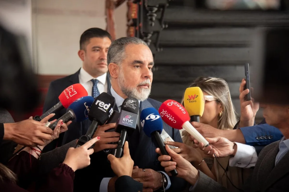 Gobierno alerta riesgo electoral en 104 municipios del país por presencia de grupos armados y cultivos ilícitos - Foto: @MinInterior
