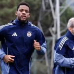 Jhon Jader Durán reaparece en los entrenamientos del Fenerbahce tras 40 días de lesión - Foto: @Fenerbahce
