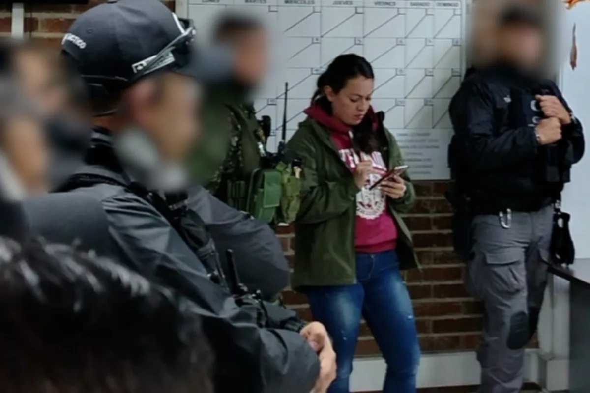 Cárcel para dos militares y una civil infiltrada en reuniones del Ejército sobre seguridad presidencial - Foto: Fiscalía