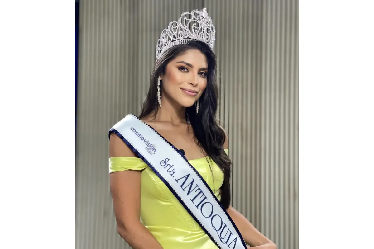 Cabe anotar, que más allá de opiniones políticas, Laura Gallego conversa con candidatos como Abelardo de La Espriella y Santiago Botero a los cuales les pregunta sobre "darle bala" a Gustavo Petro o a Daniel Quintero - Foto: IG/Laura Gallego