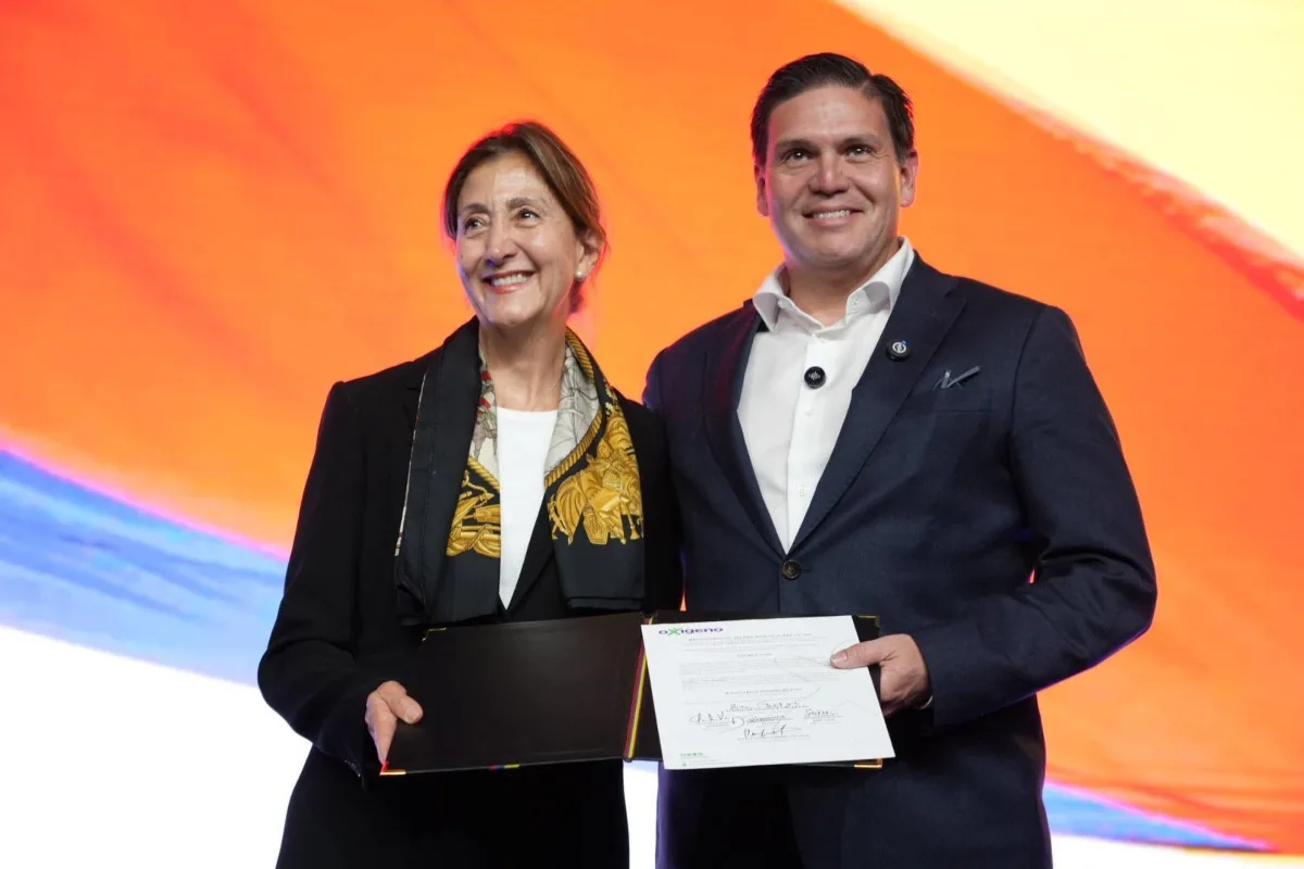 Juan Carlos Pinzón recibe aval del Partido Oxígeno de Ingrid Betancourt para las presidenciales de 2026 - Foto: @PinzonBueno