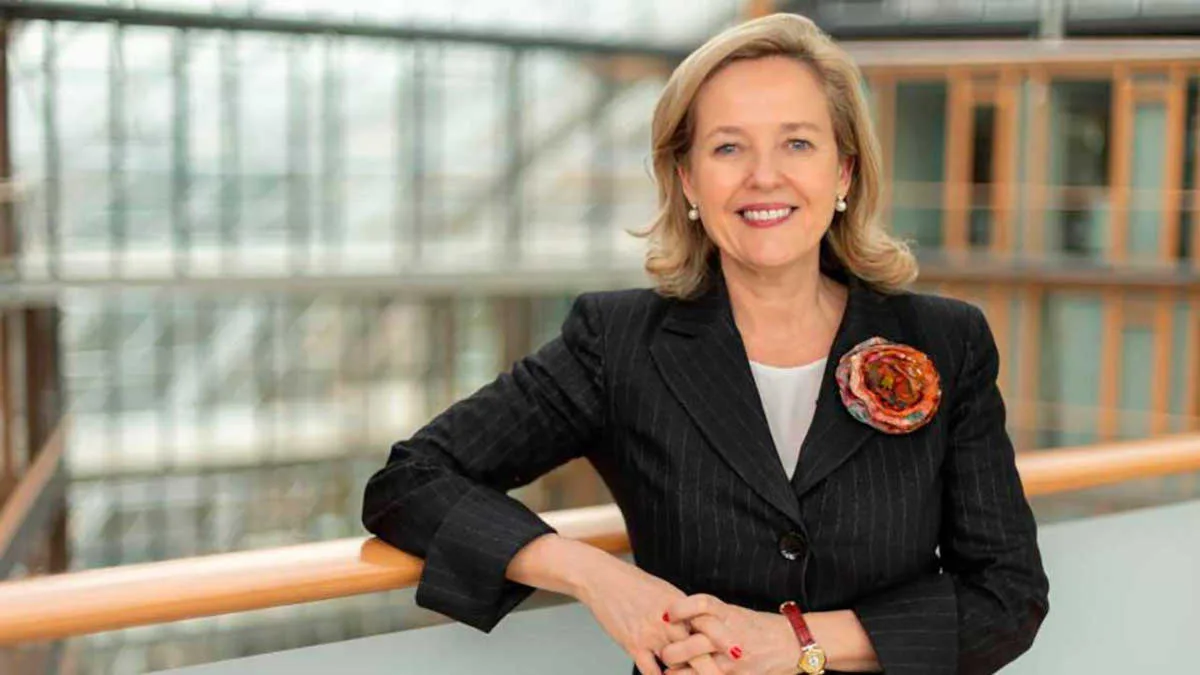 La presidenta del BEI, Nadia Calviño, participará en la sesión plenaria CELAC–UE y en el Foro Empresarial ALC-UE y tendrá reuniones bilaterales con líderes gubernamentales, empresariales e institucionales - Foto: BEI