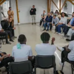 La jornada estuvo acompañada por Astrid Cáceres, directora general del Instituto Colombiano de Bienestar Familiar (ICBF), quien anunció la puesta en marcha de Mochila Atrapa Sueños, una estrategia que utiliza el arte y la cultura como herramientas para fortalecer talentos y virtudes de niñas, niños, adolescentes y jóvenes de Quibdó - Foto: Consejería Comisionada de Paz