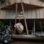 El operativo, considerado un hito en la coordinación ambiental y de seguridad regional, reafirma la decisión conjunta de ambos países de frenar la devastación del bioma amazónico y enfrentar a las estructuras criminales transfronterizas responsables de deforestación, contaminación con mercurio y afectación directa a comunidades y ecosistemas - Foto: Ministerio de Ambiente