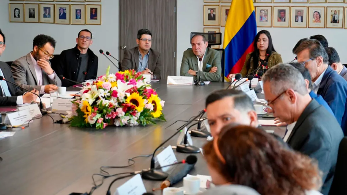 El 15 de diciembre será la primera fecha de vencimiento del proceso de concertación, según el cronograma presentado por el ministro del Trabajo, Antonio Sanguino. - Foto: Ministerio de Trabajo