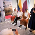 El evento también incluyó momentos de profundo simbolismo: la participación de dos niños palestinos sobrevivientes del genocidio en Gaza y de dos mujeres tejedoras palestinas residentes en Qatar, quienes compartieron su arte como testimonio de resiliencia - Foto: Cancillería