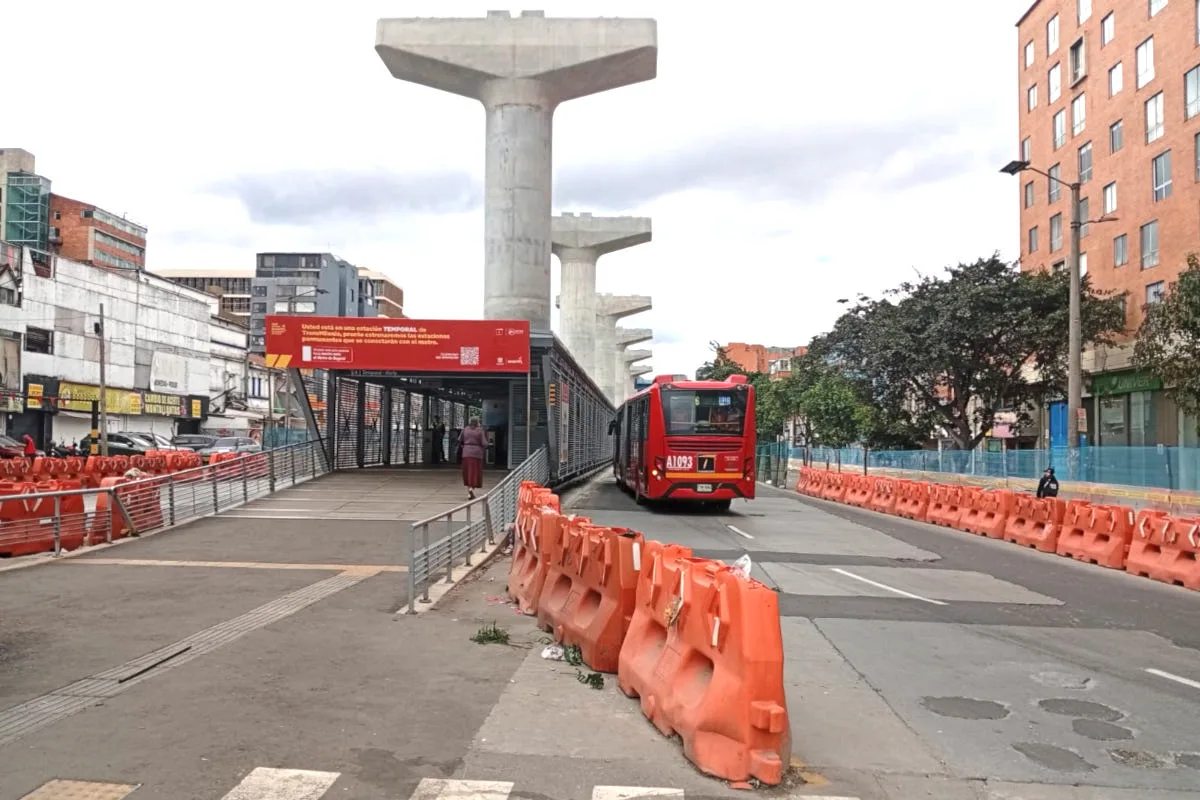 El convenio de la Línea 1 del Metro de Bogotá ajusta el calendario de aportes de la Nación, reprogramando el giro previsto para 2025 y extendiendo los pagos hasta 2049. El acuerdo para la Línea 2 reprograma las vigencias futuras nacionales y distritales, adecuándolas a la realidad del proceso licitatorio y al inicio del contrato de concesión - Foto: Ronald Cano