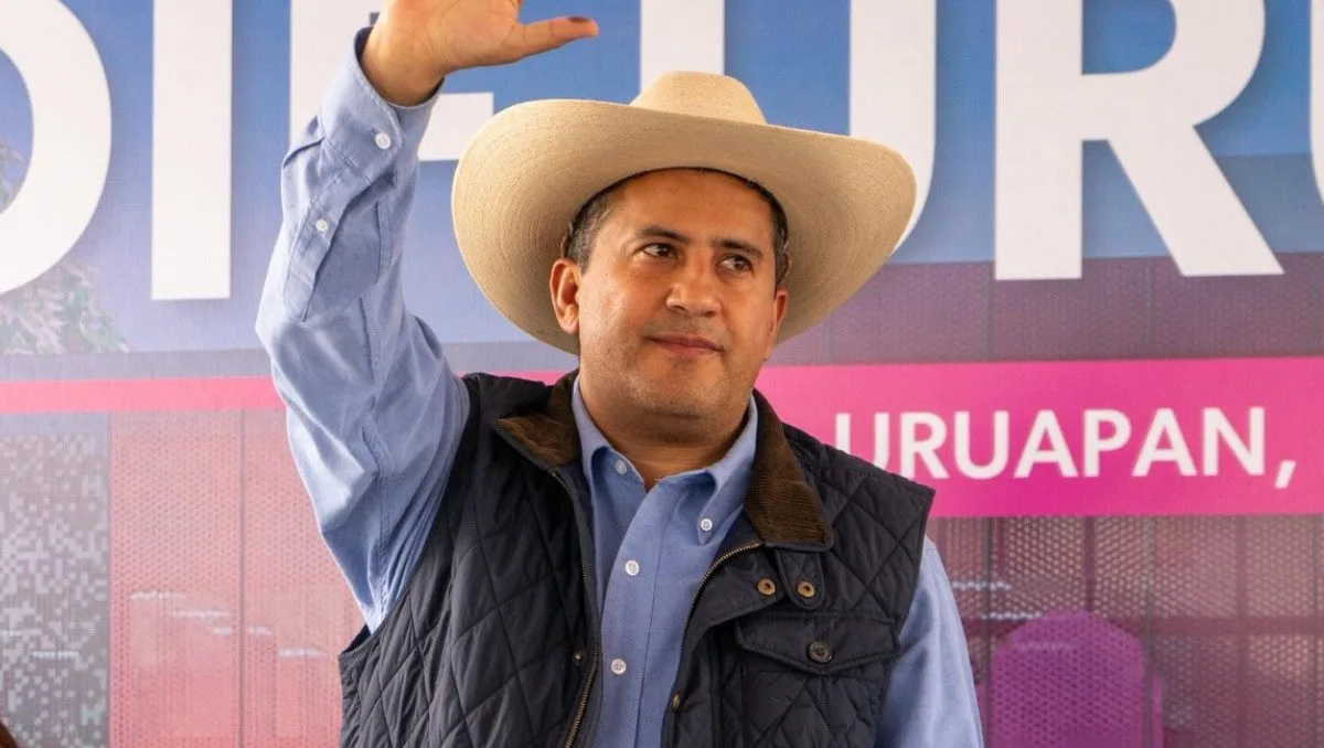 Manzo, quien había asumido la alcaldía el 1 de septiembre de 2024 luego de ganar como candidato independiente con amplio respaldo, había denunciado previamente amenazas de grupos criminales como el Cártel Jalisco Nueva Generación (CJNG) y exigido apoyo federal para contener la violencia en Michoacán - Foto: Redes Sociales