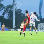 El encuentro fue parejo, con opciones para ambos equipos y un ritmo alto, pero las defensas lograron imponerse en los momentos decisivos, evitando que el marcador se moviera nuevamente en la segunda parte - Foto: Ronald Cano