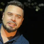 “Para mí es un orgullo llevar la música popular a nuevos escenarios digitales. Entrar a KICK no solo es un logro personal, sino una oportunidad para que nuestro género siga expandiéndose y conquistando nuevas generaciones”, expresó Julián López - Foto: Julián López