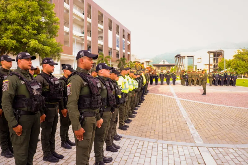 De manera articulada con las Fuerzas Militares y las autoridades locales, se integrarán capacidades de vigilancia aérea, marítima y terrestre, para garantizar un dispositivo coordinado con enfoque en la seguridad humana y la protección de los participantes - Foto: Policía Nacional