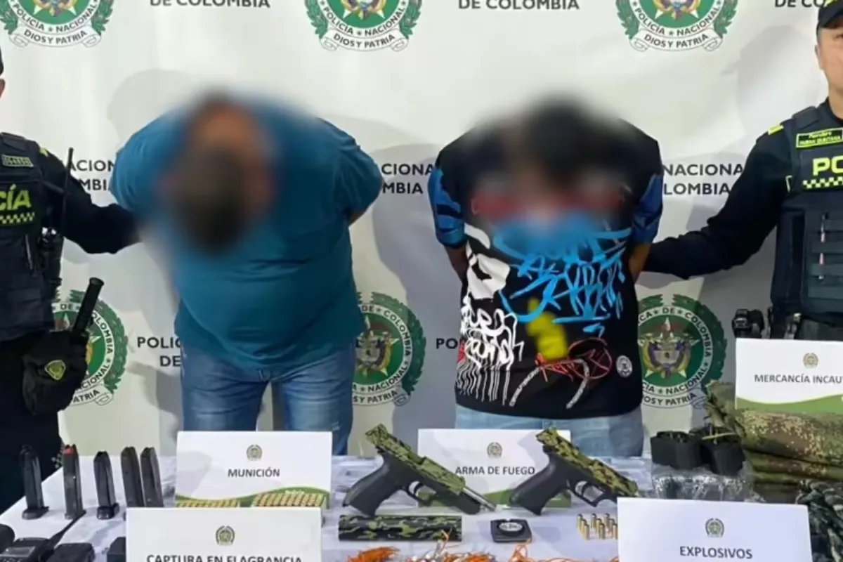 Policía frustra traslado de arsenal militar en operativo sorpresa en Puente Aranda - Foto: Cortesía