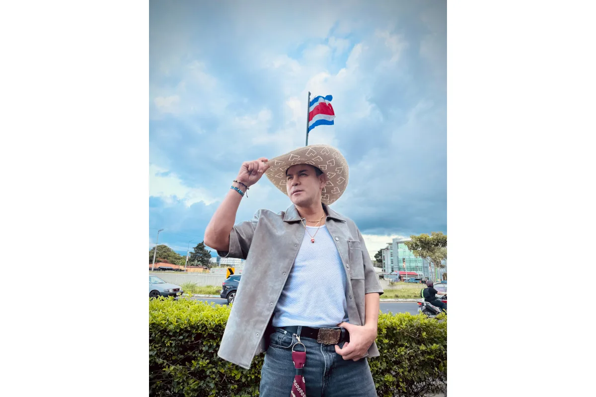 Como muestra de su impacto, “El Agropecuario” fue recientemente incluido en la prestigiosa lista de Billboard “Summer Hits 2025”, confirmando el alcance y la trascendencia del tema en el panorama musical latino - Foto: Joaquín Guiller