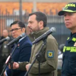 Cae la ‘banda del carro rojo’ en Bogotá: siete capturados y tres vehículos recuperados en operativo nocturno - Foto: Cortesía