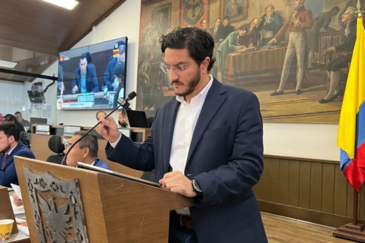 Demandarán a la Gobernación de Cundinamarca por descuentos en impuestos vehiculares - Foto: Concejo de Bogotá