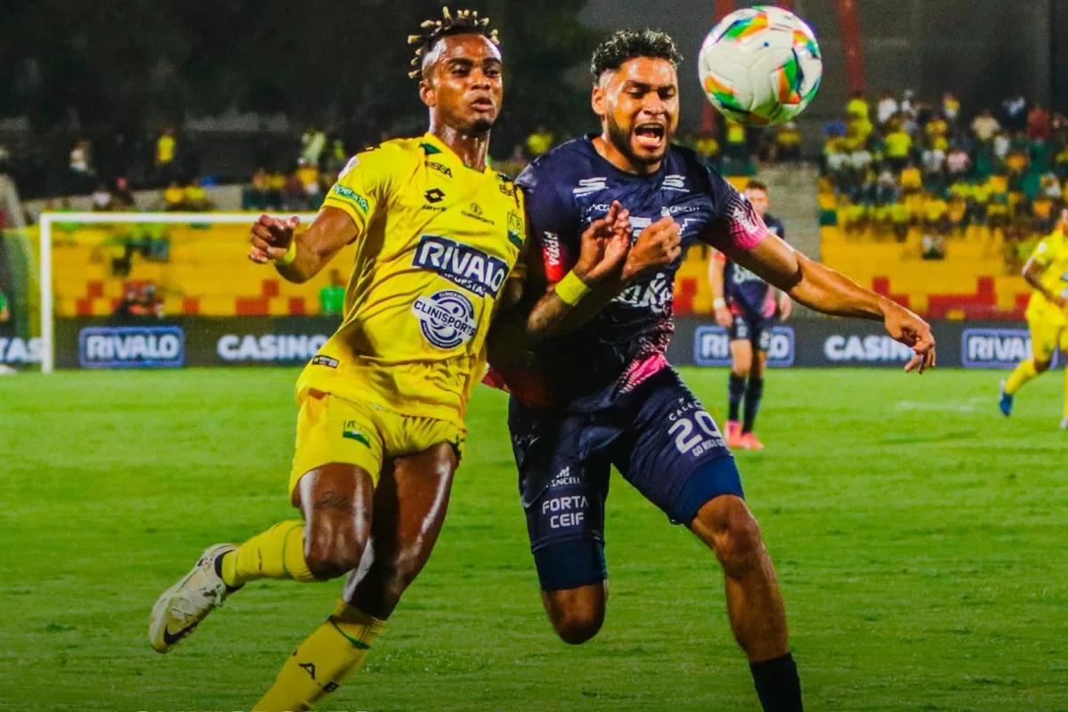 Fortaleza revive en los cuadrangulares: triunfo agónico en Bucaramanga mantiene con vida al club capitalino en la Liga BetPlay - Foto: @ABucaramanga