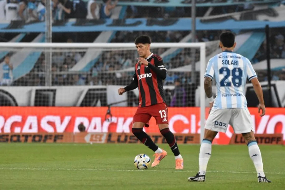 Racing supera a River en un duelo vibrante y avanza a cuartos tras un cierre para el infarto - Foto: @RiverPlate