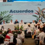 Los acuerdos fueron firmados por el Gobierno: el jefe negociador, Armando Novoa; Parmenio Cuéllar y Gloria Arias; por la Coordinadora, el jefe negociador Walter Mendoza, Andrés Guerrero, Andrés Rojas, Bladimir, Henry Quiñónez e Iván Patía, entre otros - Foto: Consejería Comisionada de Paz