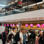 “Estamos frente a una de las temporadas de mayor movilidad del año. Millones de pasajeros y vehículos se están desplazando por tierra, aire y carretera, y desde el ministerio estamos preparados para acompañar esta operación y proteger la vida y los derechos de los usuarios”, afirmó la ministra María Fernanda Rojas - Foto: Ministerio de Transporte