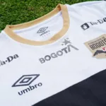 En el Estadio Metropolitano de Techo se presentó la camiseta oficial del proyecto, un hito para la identidad de Bogotá y su narrativa internacional - Foto: IDRD