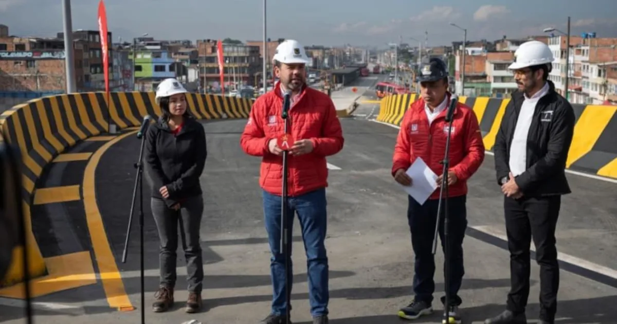 Esta nueva glorieta facilitará el tránsito en el occidente de Bogotá para tráfico mixto con ocho accesos y salidas, cada uno con dos carriles, y un anillo central de tres carriles - Foto: Alcaldía de Bogotá