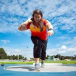 En noviembre se dio un hecho histórico, al ganar Daniela Colmenares la medalla de oro en impulsión de la bala en los Juegos Sordolímpicos de Tokio 2025, convirtiéndose en la primera mujer colombiana en alcanzar presea dorada en estas justas - Foto: IDRD